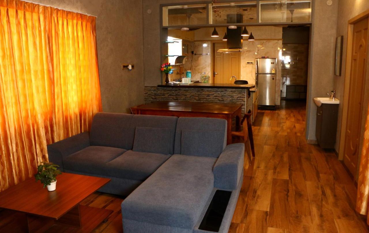 Penthouse 2Bhk With Bathtub And Terrace Villa Pondicherry Exterior foto