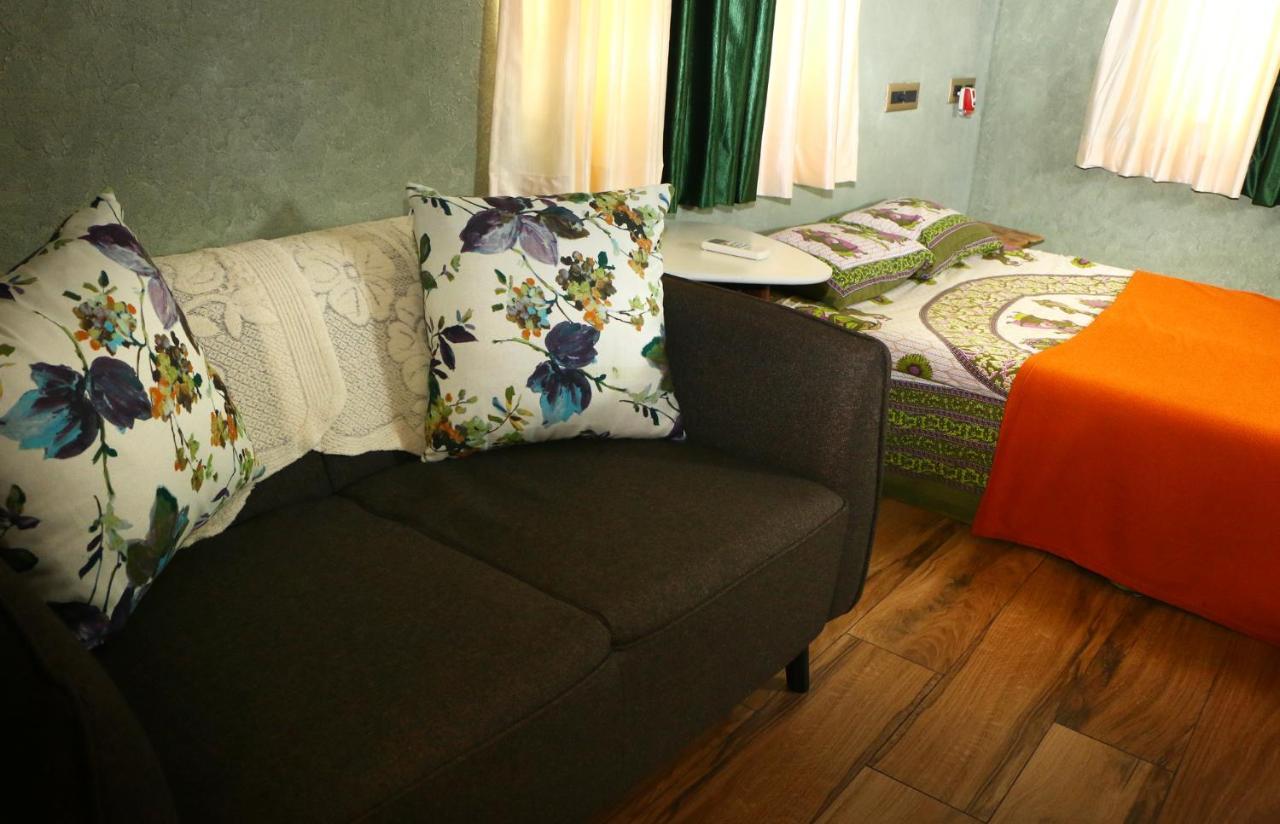 Penthouse 2Bhk With Bathtub And Terrace Villa Pondicherry Exterior foto