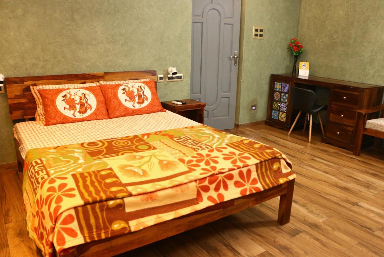 Penthouse 2Bhk With Bathtub And Terrace Villa Pondicherry Exterior foto